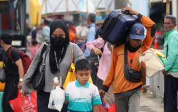 Terminal Kampung Rambutan Diserbu 4.103 Jiwa: Arus Balik atau Audisi Massal Jadi Warga Ibu Kota?