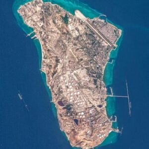 Pulau Kecil, Dampak Global: Kharg Jadi “Jantung Minyak” Iran yang Mulai Dilirik Bom