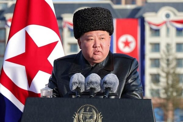 Didampingi putrinya kim jong un resmikan perumahan keluarga tentara gugur di pyongyang 1771196090270