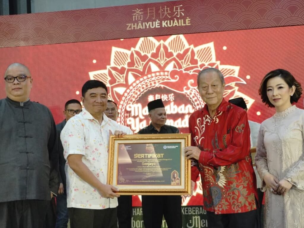 Ramadan Ketemu Imlek, Garut Pamer Damai Sambil Genjot Ekonomi