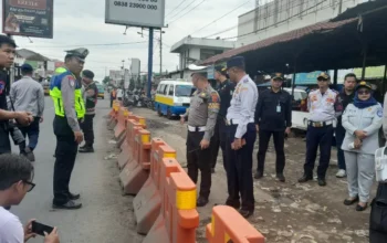 Menuju Ketupat Tanpa Kusut: Polisi Garut Pasang Water Barrier, Mudik Jangan Jadi Adu Nasib