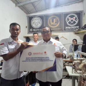 PHK Mengusir, Mesin Jahit Menyambut: Mantan Buruh Garut Balas Nasib dengan Benang dan Jarum