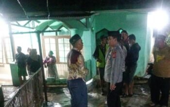 Tarawih Belum Usai, Batu Sudah Ikut Jamaah: Aksi Lempar Masjid Gegerkan Warga Garut