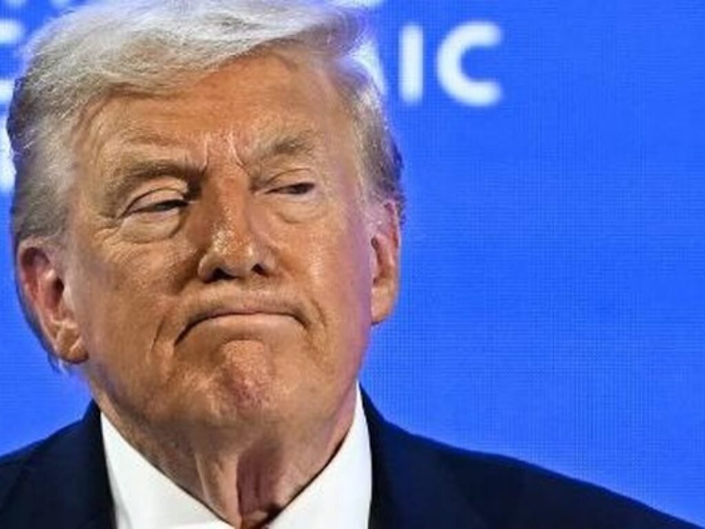 Selat Hormuz Ditutup, Trump Menjawab dengan Ancaman “Dua Puluh Kali Lipat”