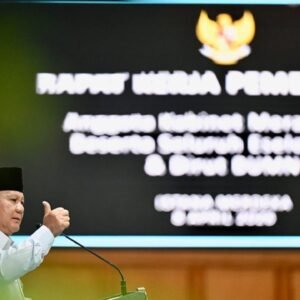 Rapat Kerja Pemerintah di Istana: Prabowo Subianto Tekankan Penurunan Biaya Haji hingga Evaluasi Tambang di Kawasan Hutan
