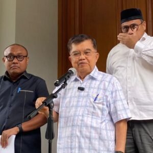 WFH Disebut Tak Hemat BBM, Jusuf Kalla: “Bosan di Rumah, Akhirnya Jalan-Jalan Lagi”