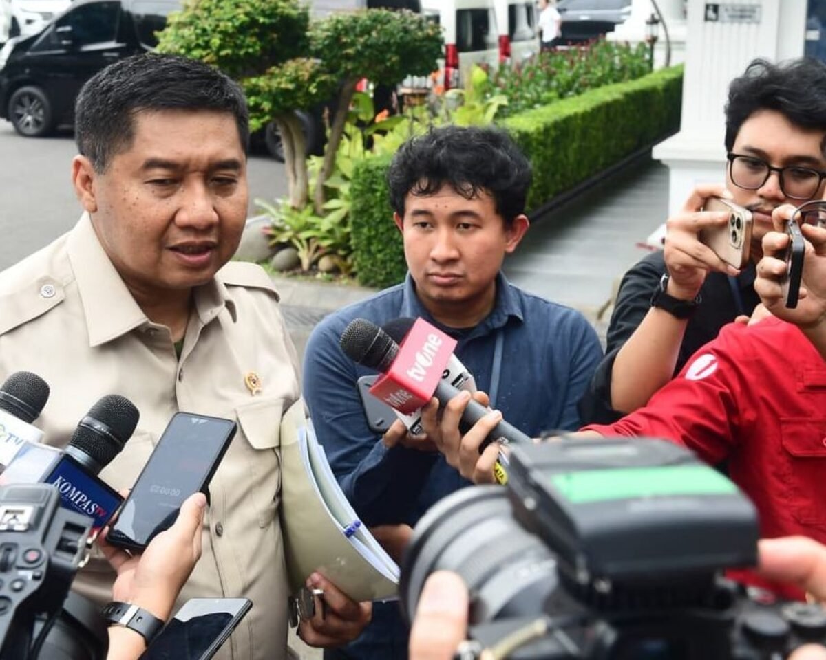 ‘Perang Lahan’ Mentri Ara vs Hercules, Rusun untuk Rakyat atau Drama Kepemilikan?