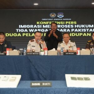 Imigrasi Memproses Hukum Tiga Warga Negara Pakistan Terduga Pelaku Penyelundupan Manusia ke Australia