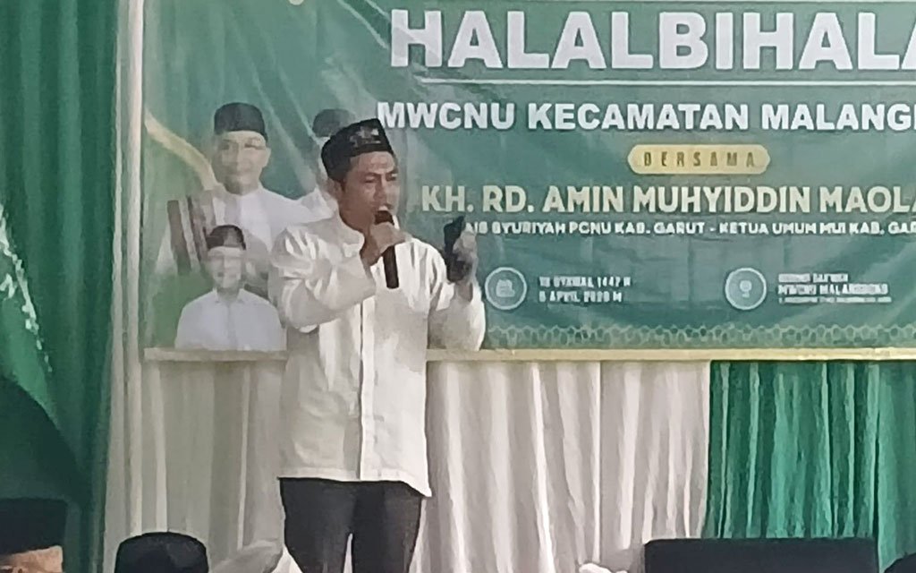 Tausiah di Acara Halal Bihalal Malangbong