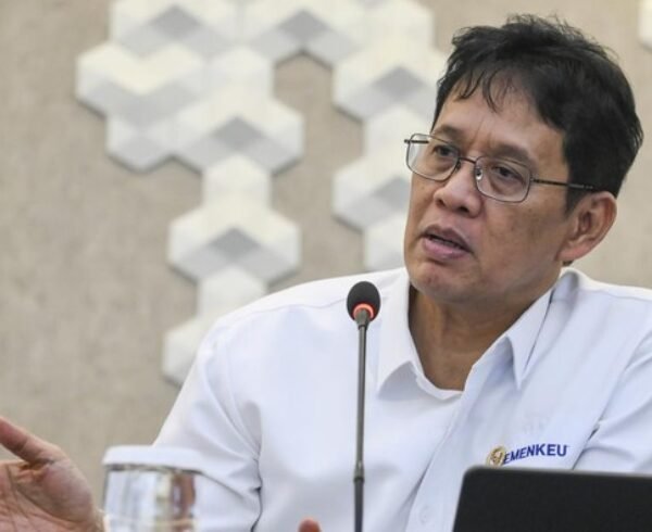 Bbm bersubsidi tidak naik hingga akhir 2026 1775472414833